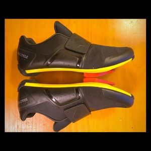 SoulCycle: Black Legend Cycling Shoe